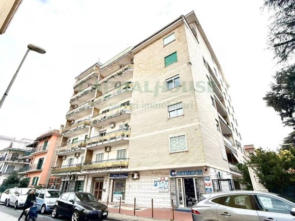 appartamento in vendita a Pomigliano d'Arco in zona Castello
