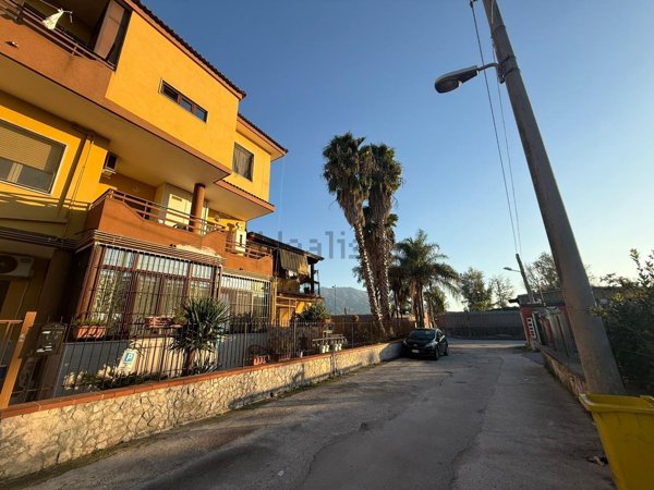 appartamento in vendita a Pomigliano d'Arco in zona Castello