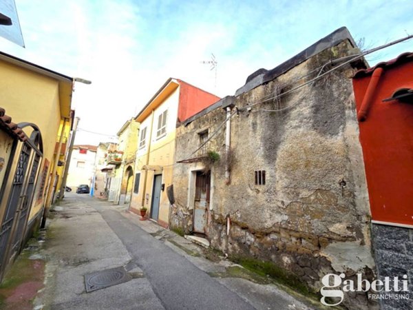 intera palazzina in vendita a Pomigliano d'Arco