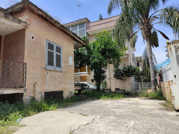 casa indipendente in vendita a Pomigliano d'Arco