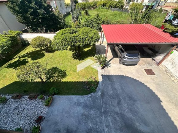 casa indipendente in vendita a Pomigliano d'Arco
