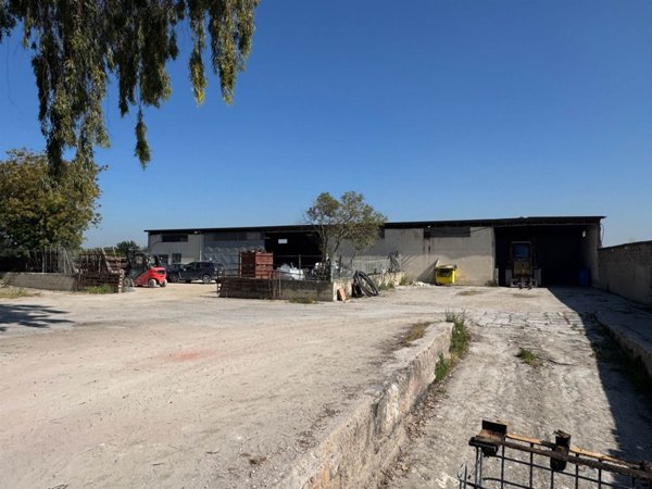 ufficio in vendita a Pomigliano d'Arco