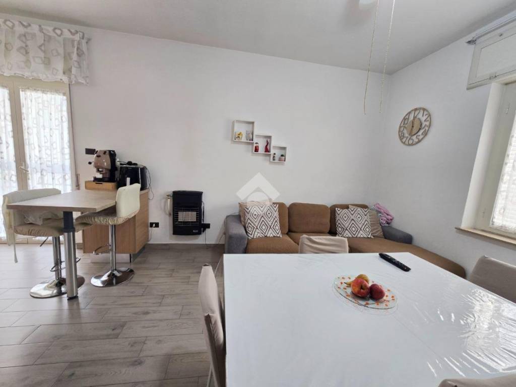 appartamento in vendita a Pomigliano d'Arco in zona Pratola