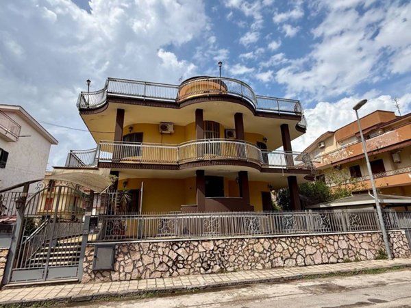 appartamento in vendita a Pomigliano d'Arco in zona Papaccio