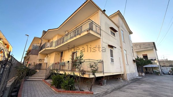 casa indipendente in vendita a Pomigliano d'Arco in zona Papaccio