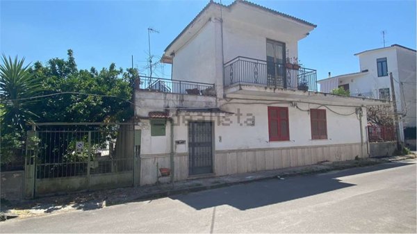 casa indipendente in vendita a Pomigliano d'Arco in zona Tavolone