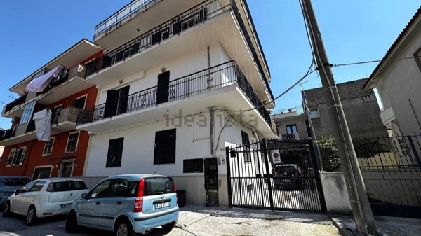 appartamento in vendita a Pomigliano d'Arco in zona Tavolone
