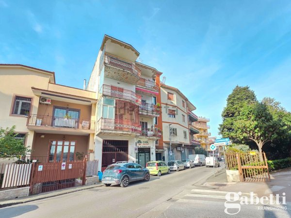appartamento in vendita a Pomigliano d'Arco in zona Castello