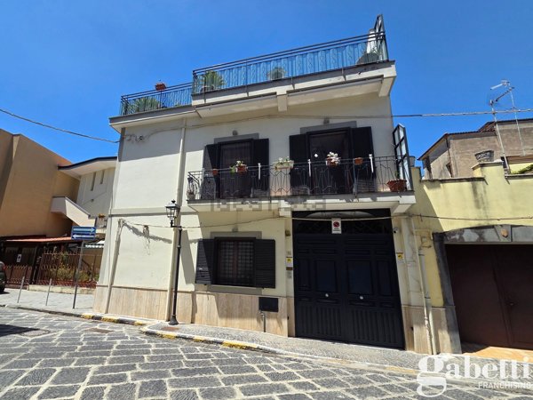 casa indipendente in vendita a Pomigliano d'Arco