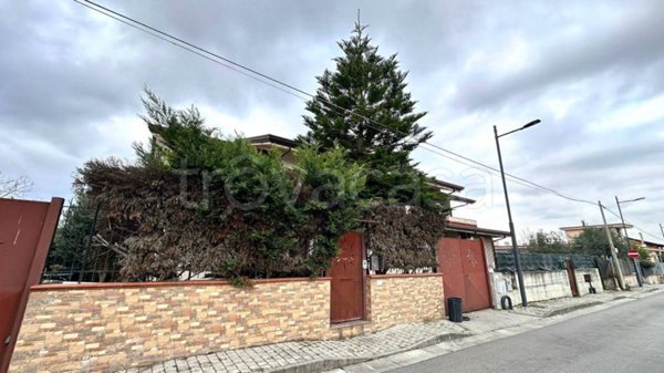 casa indipendente in vendita a Pomigliano d'Arco in zona Ciccarelli