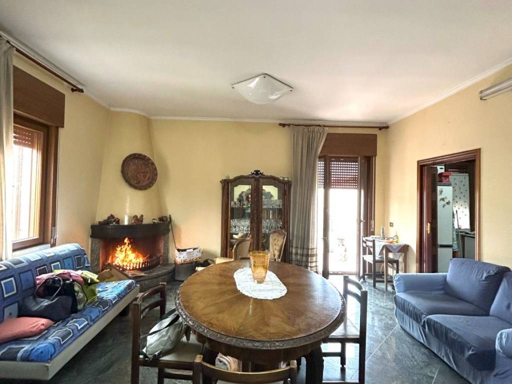 casa indipendente in vendita a Pompei