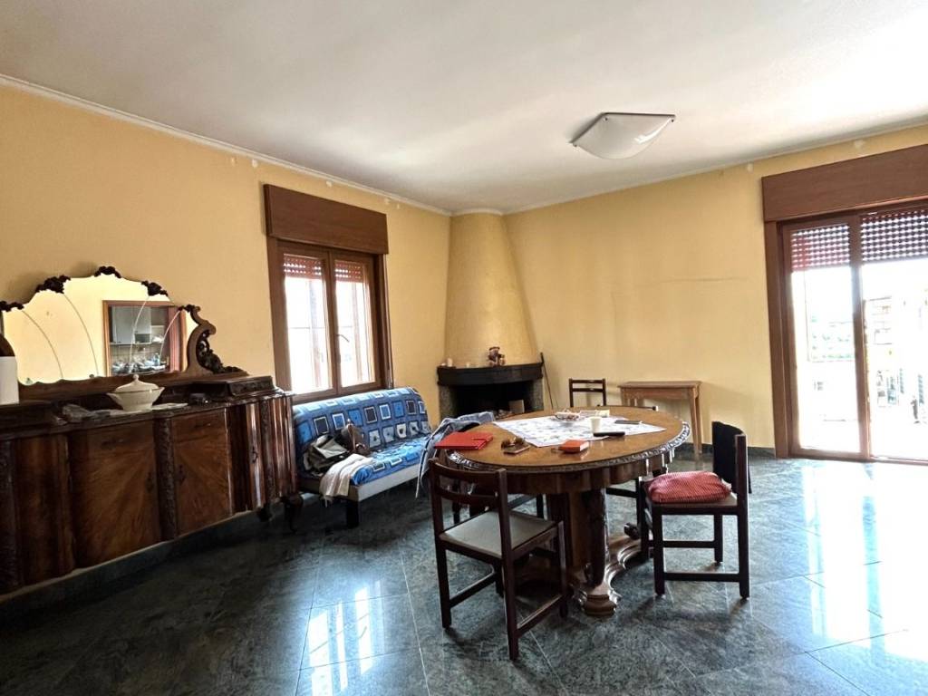 casa indipendente in vendita a Pompei