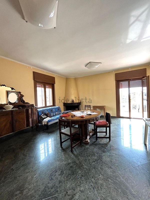 casa indipendente in vendita a Pompei