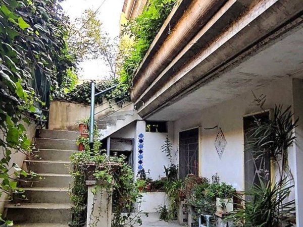 intera palazzina in vendita a Pompei
