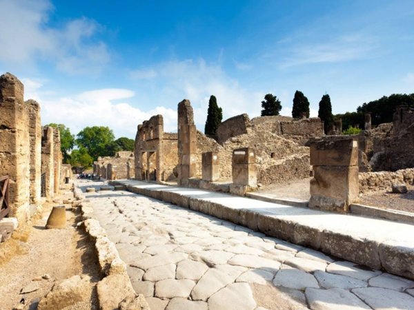 negozio in vendita a Pompei