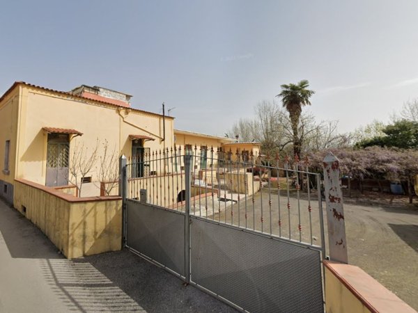 casa indipendente in vendita a Pompei