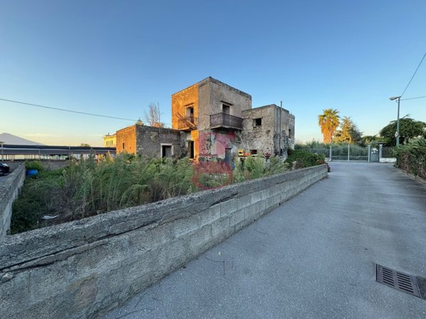 casa indipendente in vendita a Pompei
