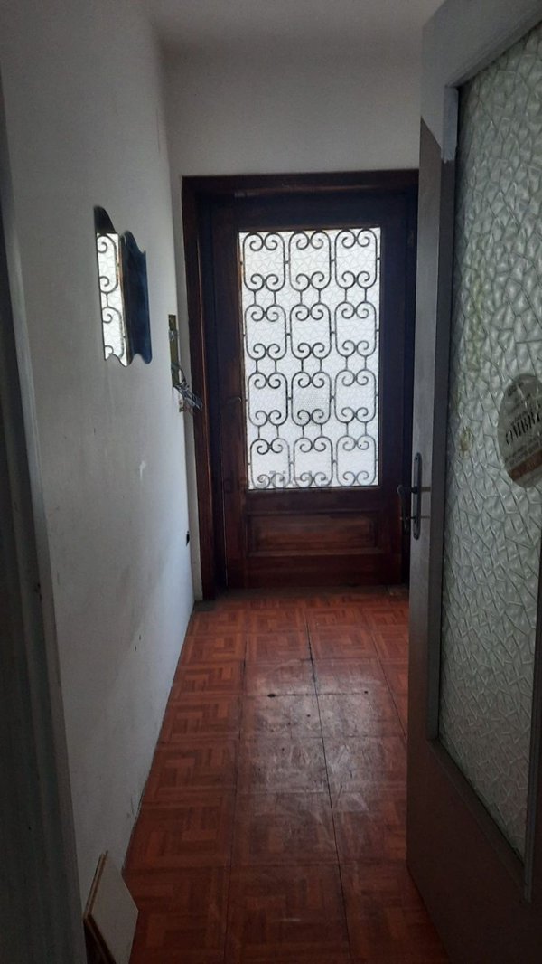 locale commerciale in vendita a Pompei