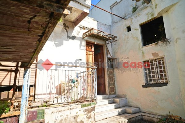 casa indipendente in vendita a Pompei