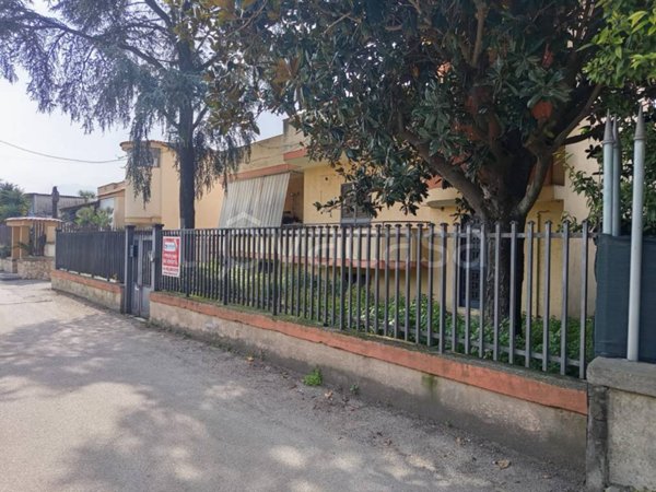casa indipendente in vendita a Pompei