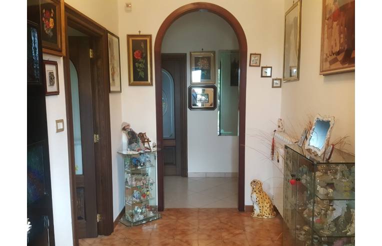 casa indipendente in vendita a Pompei