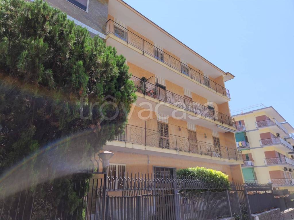 appartamento in vendita a Portici in zona Libertà
