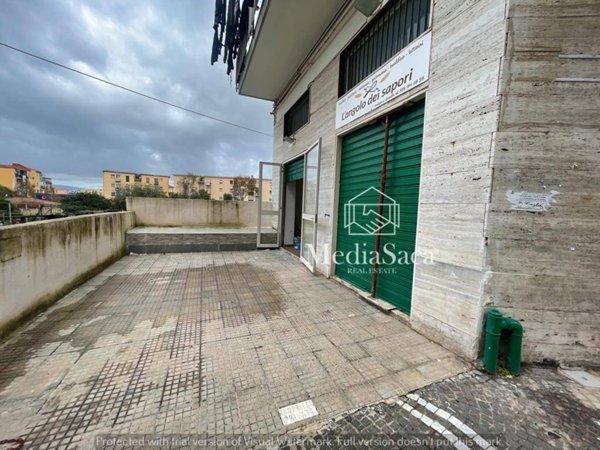 negozio in vendita a Portici