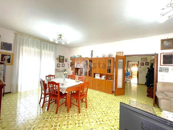 appartamento in vendita a Portici in zona Bellavista