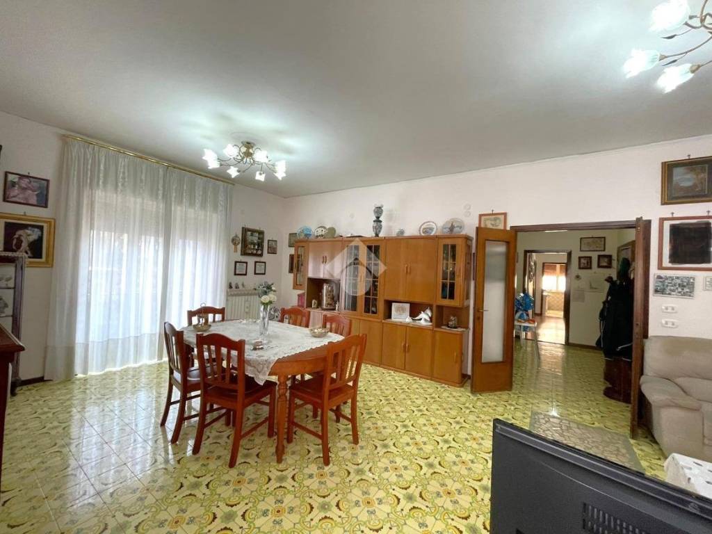 appartamento in vendita a Portici in zona Bellavista