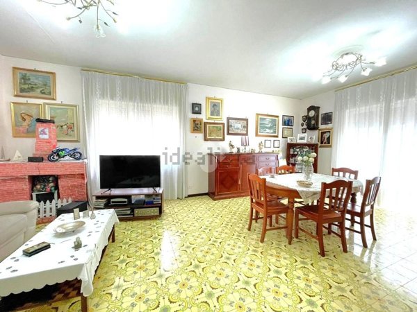 appartamento in vendita a Portici in zona Bellavista