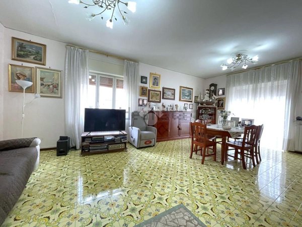 appartamento in vendita a Portici in zona Bellavista