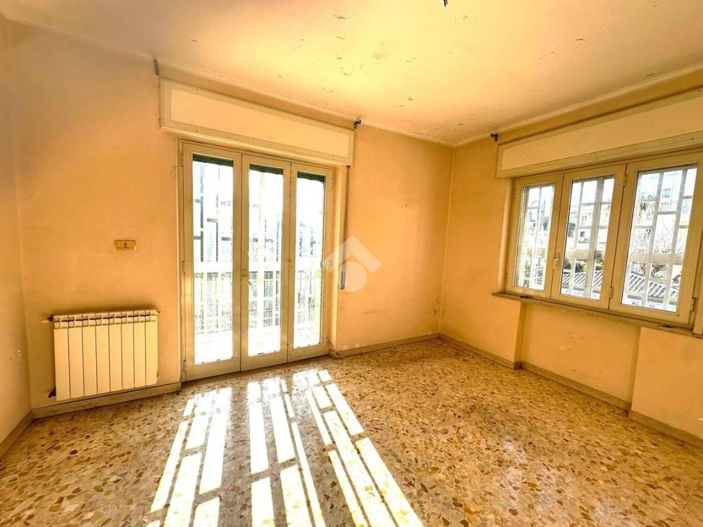 appartamento in vendita a Portici in zona Bellavista