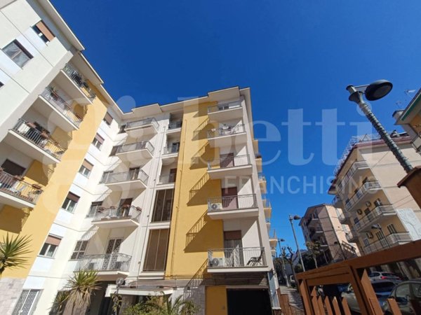 appartamento in vendita a Portici in zona Libertà