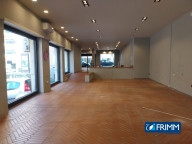 negozio in vendita a Portici in zona Libertà