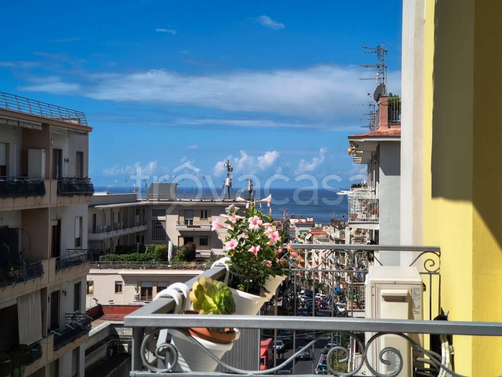 appartamento in vendita a Portici in zona Libertà