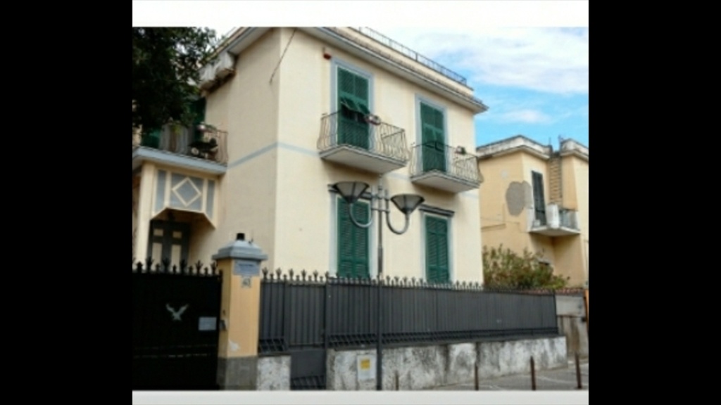 casa indipendente in vendita a Portici in zona Libertà