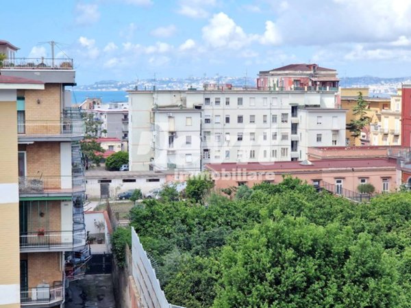 appartamento in vendita a Portici in zona Bellavista