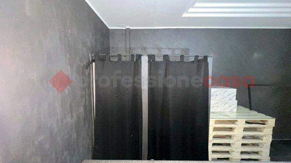 negozio in vendita a Portici