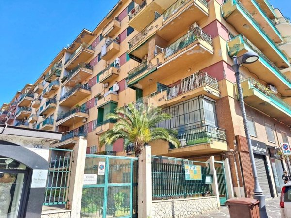 appartamento in vendita a Portici in zona Libertà