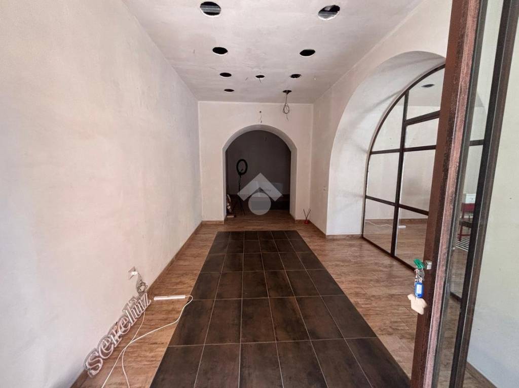 negozio in vendita a Portici