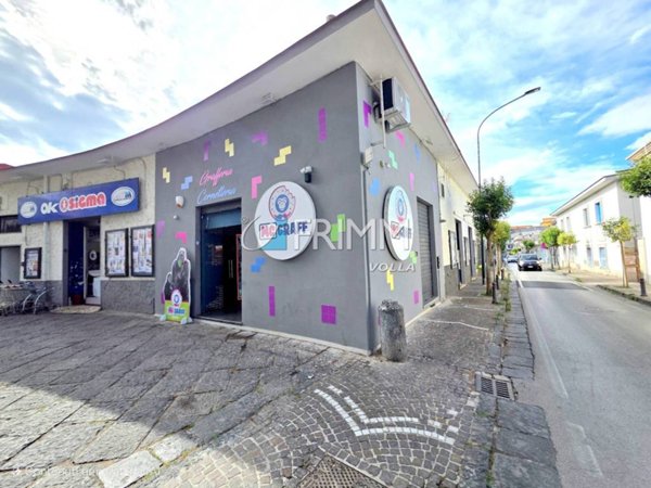 negozio in vendita a Portici