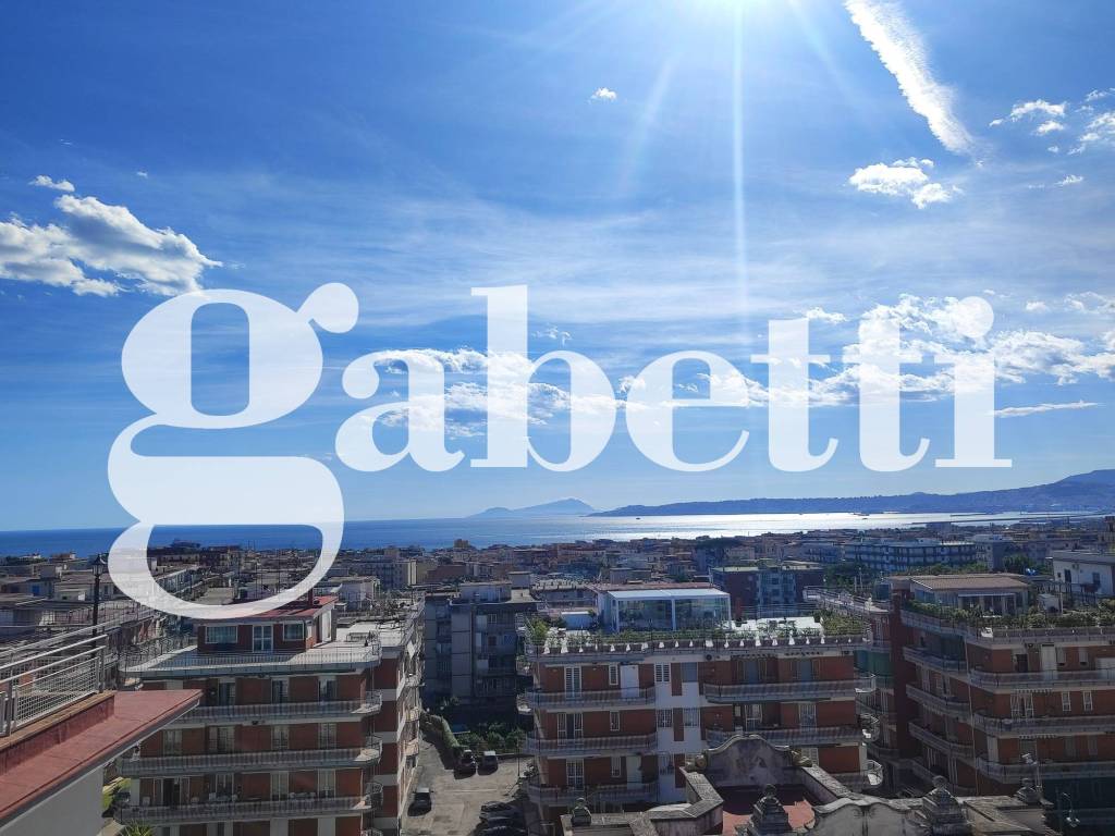 appartamento in vendita a Portici in zona Bellavista