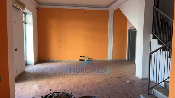 casa indipendente in vendita a Portici in zona Libertà