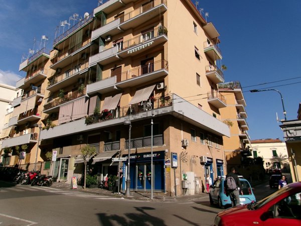 appartamento in vendita a Portici in zona Libertà