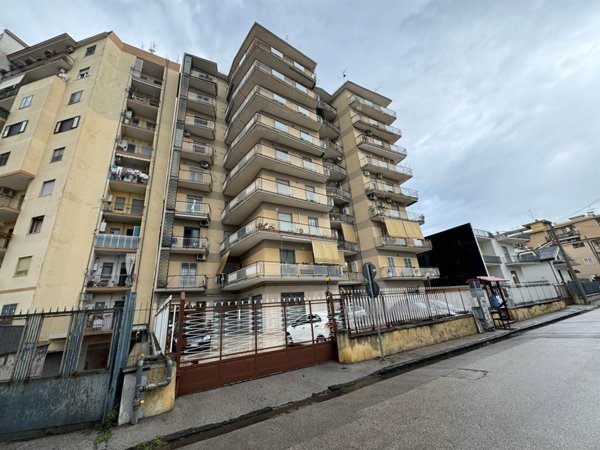 appartamento in vendita a Portici in zona Libertà