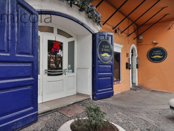 negozio in vendita a Portici