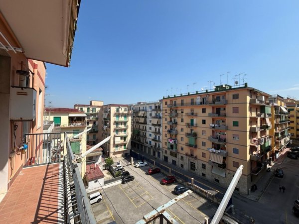appartamento in vendita a Portici in zona Libertà