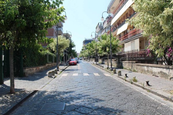 appartamento in vendita a Portici in zona Bellavista