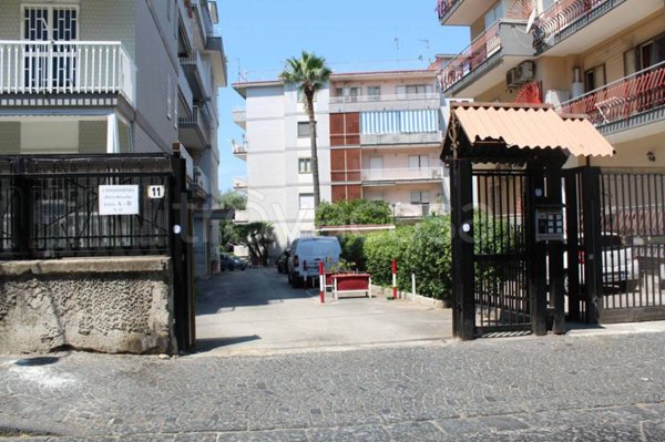 appartamento in vendita a Portici in zona Bellavista