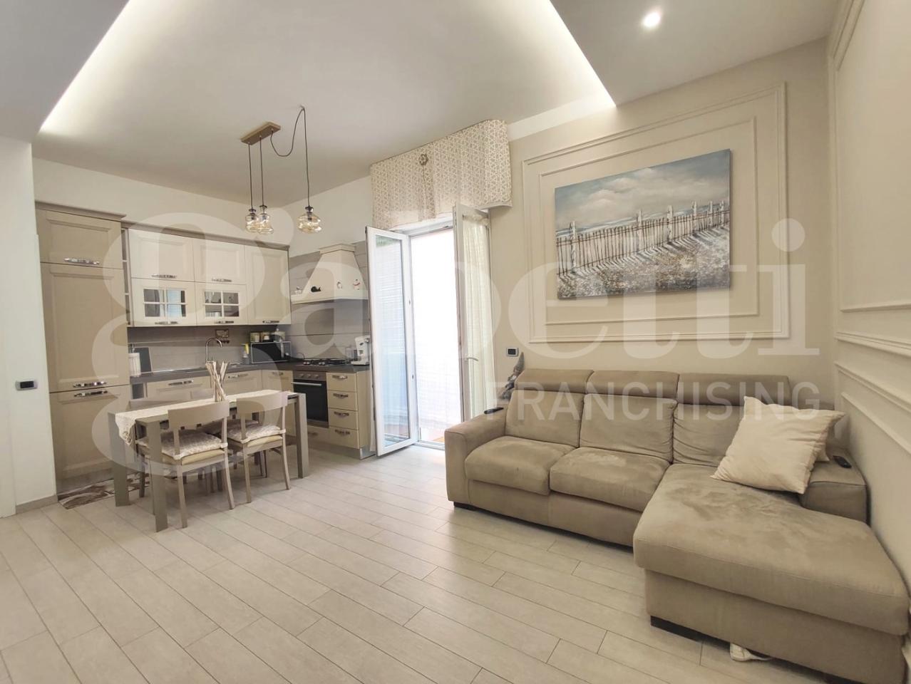 appartamento in vendita a Portici in zona Libertà